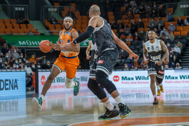 了本赛季射 了本赛季射